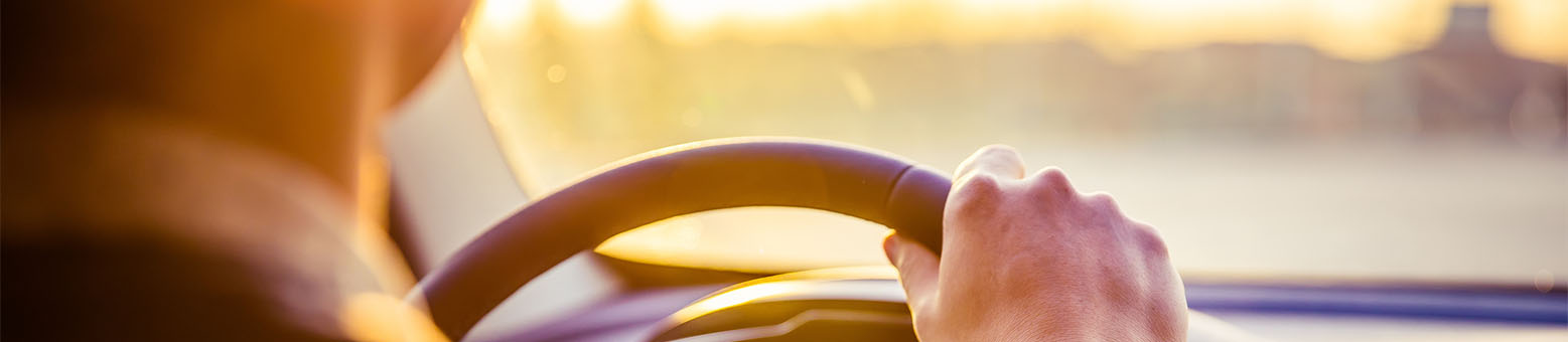 ASSURANCE AUTO  PLEIN PHARE SUR LES BONS CONDUCTEURS